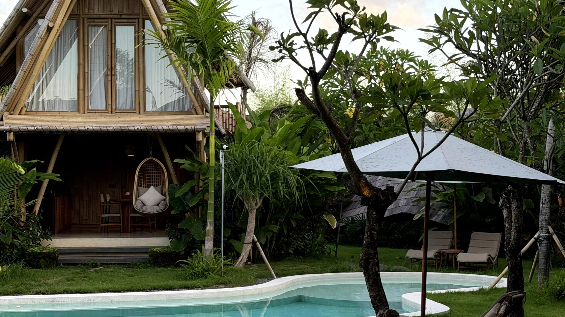 Bamboo Tropical Retreat